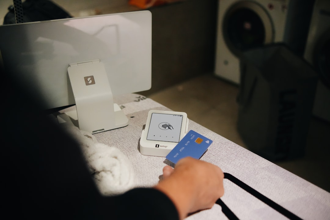 carte-bancaire-machine-a-laver-eau