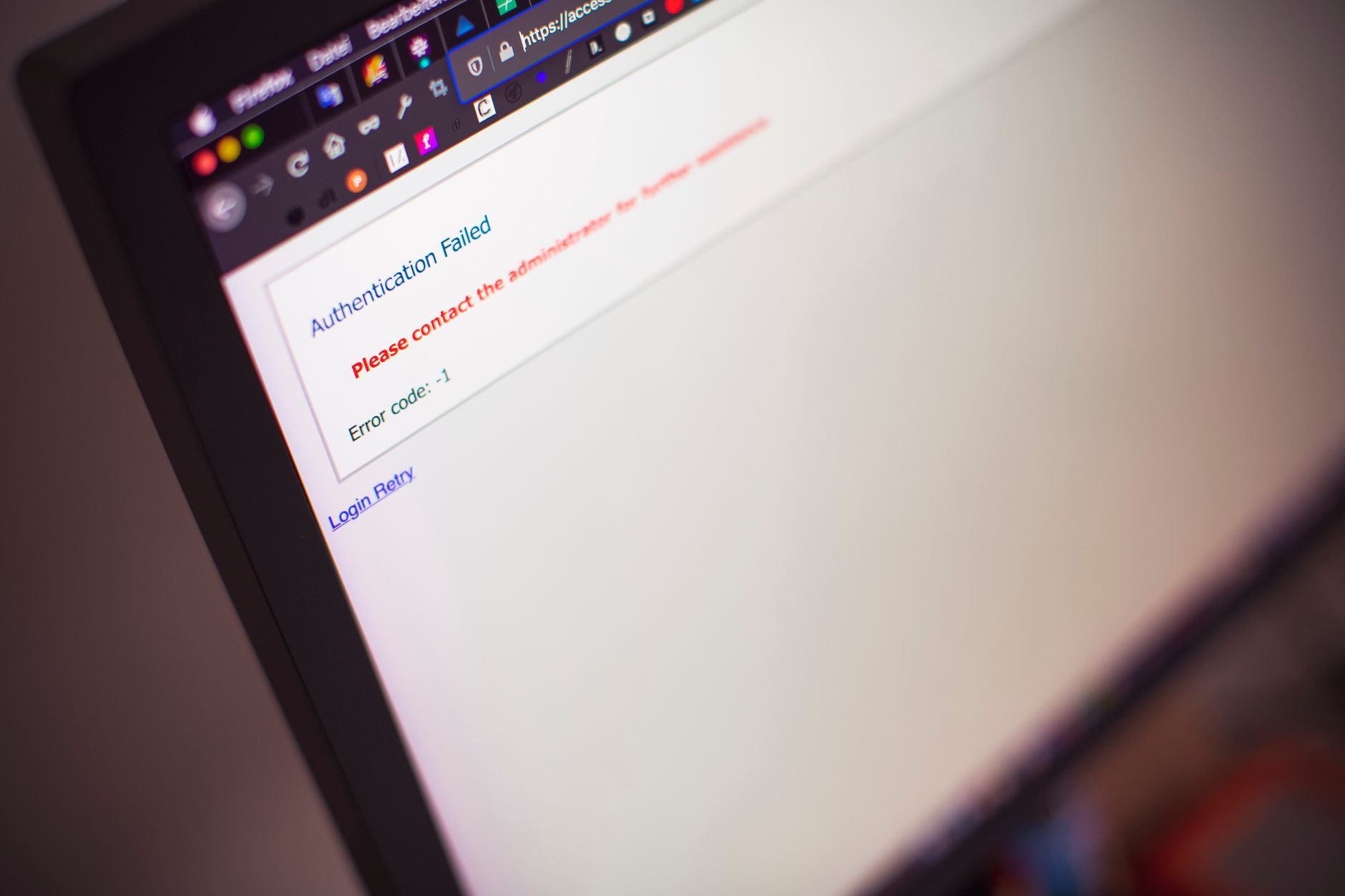 Écran d'ordinateur affichant un message d'échec de connexion
