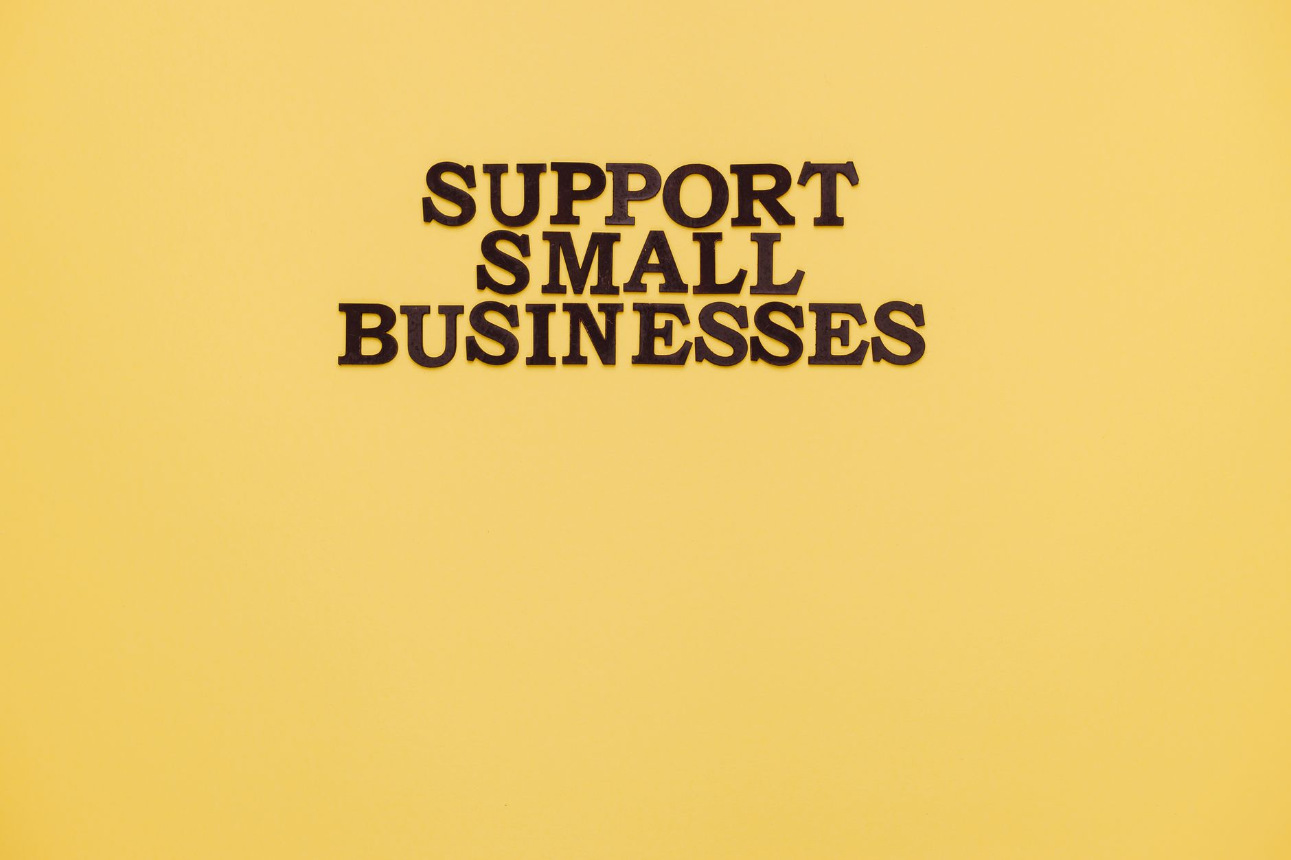 Message de soutien affiché pour les petites entreprises